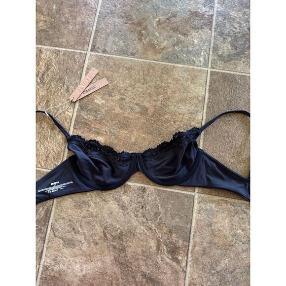 Skims Fits Everybody Lace Underwire Bra Onyx Size 34C - Picture 7 of 8